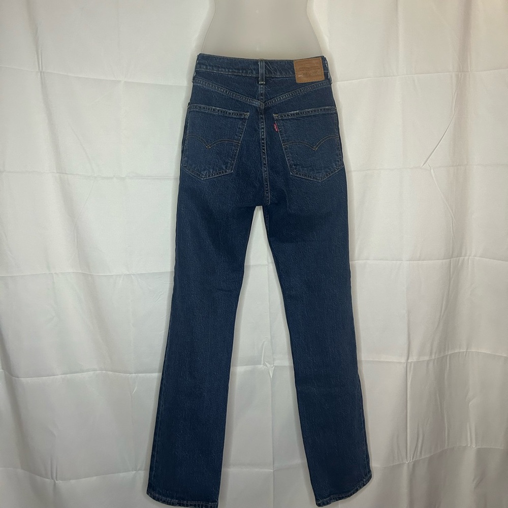 Levi's Size 27 High Rise Jeans Timeless Style